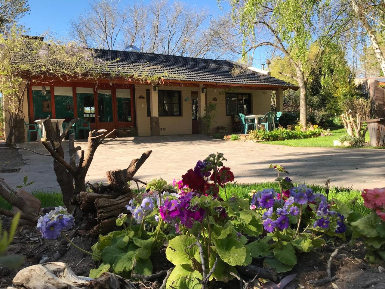 El Colibri Cabanas De La Naturaleza Trelew Exteriör bild